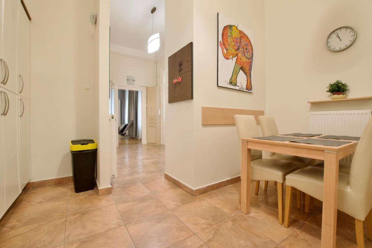 בודפשט Standard Apartment By Hi5 - St. King Street 16. מראה חיצוני תמונה